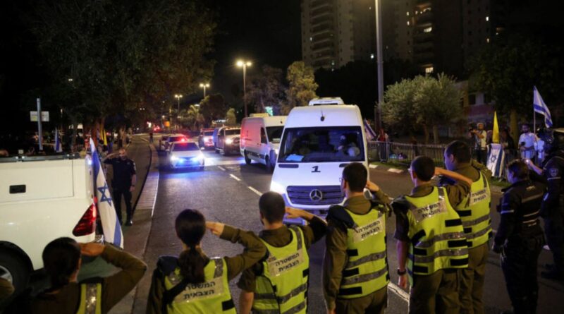 Israël reçoit les restes de deux otages