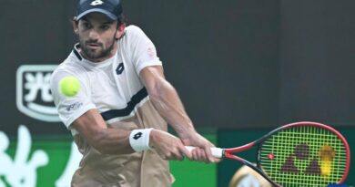 vacherot bat djokovic finale shanghai