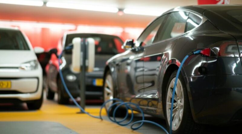 chaîne d'approvisionnement automobile pour véhicules électriques à Monaco