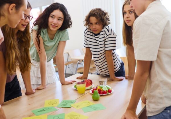jeux collaboratifs pour jeunes enfants